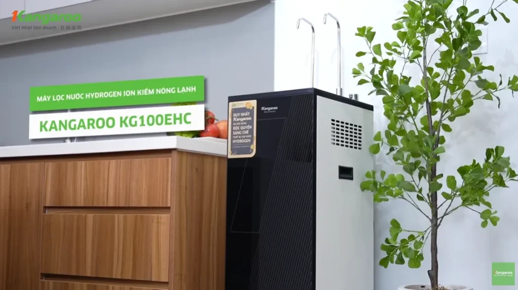 Kangaroo KG100EHC water purifier filmed in a home setting