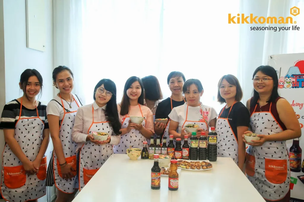 Kikkoman cooking class group photo