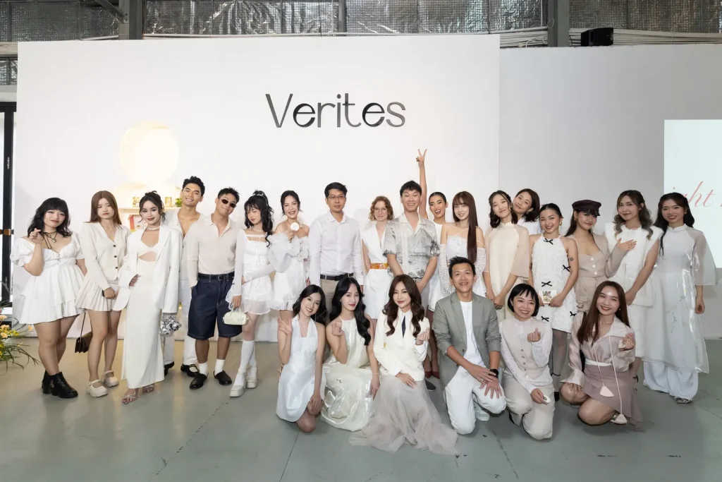 Verites "The City of Love" influencer group photo